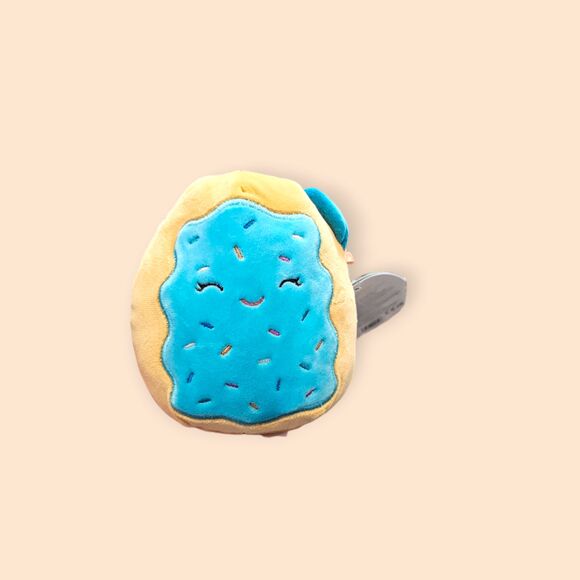 Erissa Squishmallow - Picture 1 of 3